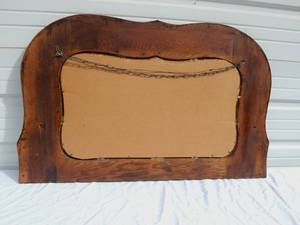 lot 44 image: Vintage Wood Frame Beveled Mirror