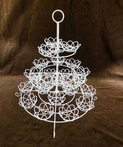 lot 186 image: White Metal Cupcake Stand