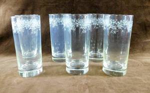 lot 199 image: Set of Six Vintage Etched Glass High Ball Glasses