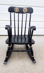 lot 238 image: St. Paul Academy The Summit School Childrens Rocker