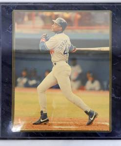lot 84 image: Vintage Darryl Strawberry Plaque