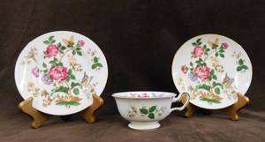 lot 234 image: Three Piece Vintage Wedgewood Bone China Tea Cup and Saucers