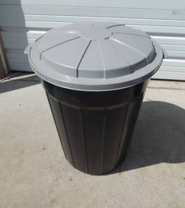 lot 248 image: Pair of Plastic Garbage Cans With Lids