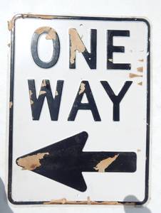 lot 119 image: New Metal One Way Traffic Sign