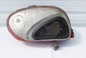lot 180 image: Vintage Motorcycle Gas Tank