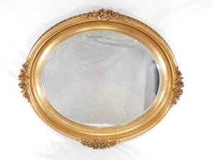 lot 11 image: Vintage Ornate Mirror