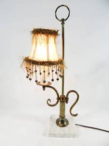 lot 74 image: Vintage Table Lamp - UPDATED PHOTOS