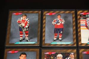 1992 Bowman Gold Foil Hockey Star Lot  10 Cards