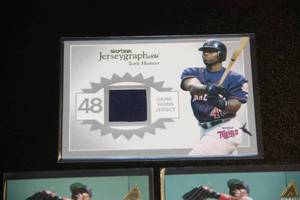 Torii Hunter Rookie and Relic Lot  4 Cards