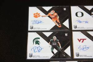 2017 Elite Rookie Autograph Lot  5 Cards