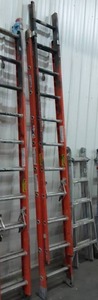Werner 20 Extension Ladder 300 Lbs. Fiberglass