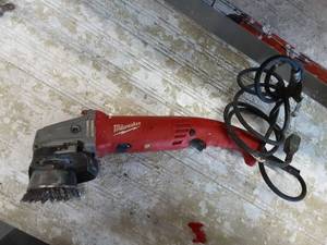 Milwaukee 4 12 Angle Grinder