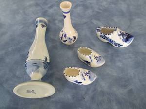 Blue Hand Painted Dcor -Delfr Bla...