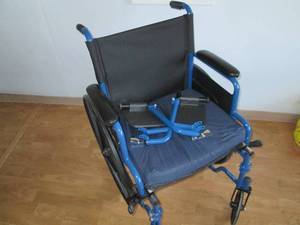 Wheelchair with Padded Gel Seat & F...