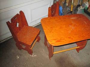 Vintage Handmade Kids Table and 2 C...