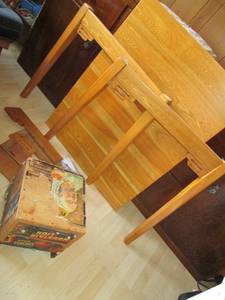 Wooden Table Unassembled & Wood Cra...