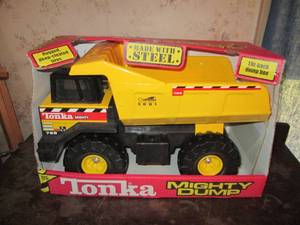 Metal Tonka Dump Truck In Box ...