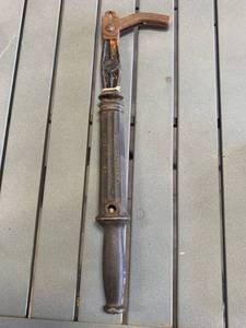 lot 29 image: Vintage Antique No. 56 Made in USA Nail Puller