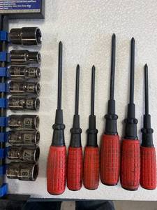 lot 38 image: Socket & Screwdriver Set