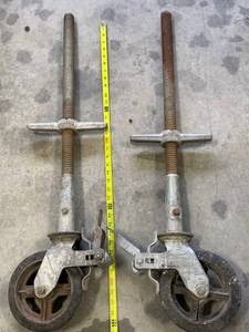 lot 52 image: Lot of 2 Scaffolding Leg & Wheels 3 Tall