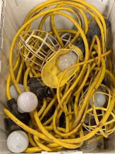 lot 60 image: Huge Lot of Extension Cord Trouble Lights