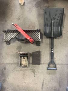 lot 69 image: Hempe Miter, Vehicle Shovel, Drill Bit Set & Index