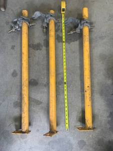 lot 73 image: Set of 3 Scaffolding Arms