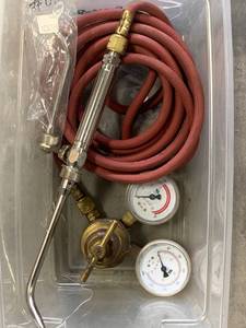 lot 88 image: Welding Torch & Gauges