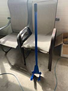 lot 102 image: Deluxe Pallet Buster  Skid Breaker $99 retail