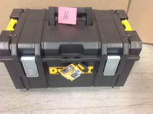 lot 16 image: ToughSystem DS300 22 in. Large Tool Box