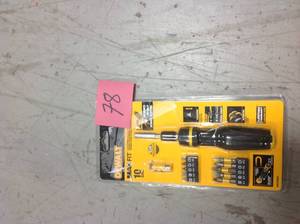 lot 78 image: DEWALT MAXFIT Telescoping Ratcheting Multi-Bit Screwdriver in good condition