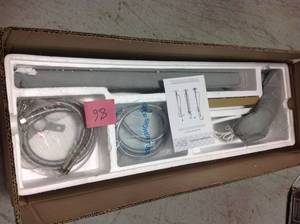 lot 86 image: AKDY 1-Handle Freestanding Floor Mount Roman Tub Faucet Bathtub Filler with Hand Shower in Chrome in good condition