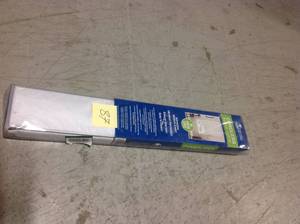 lot 87 image: Achim White Cordless Blackout Easy Care Polyester Roman Shades 29 in. W x 64 in. L in good condition 