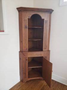 lot 15 image: Habersham Corner Cabinet