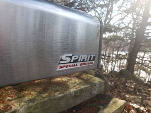 lot 35 image: Weber Spirit Propane Gas Grill  Special Edition