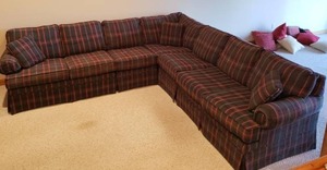 lot 52 image: Broyhill Plaid Sofa Sectional