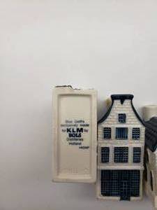 lot 127 image: KLM Delft Miniature House Collection of 7