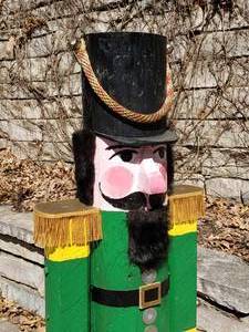 lot 163 image: Hand Carved Extra Large Green Bay Packer Jacket Nutcracker