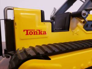 lot 157 image: Tonka Toy Land Mover