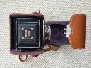 lot 135 image: Argus Argoflex Model E Camera