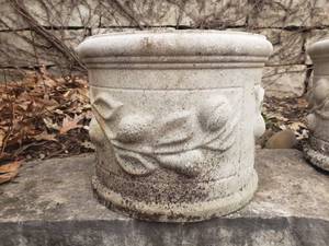 lot 175 image: Concrete Planters
