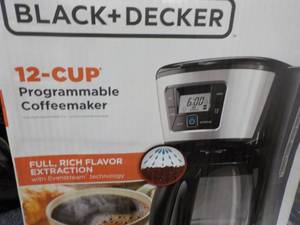 Black and Decker 12 Cup Programmabl...