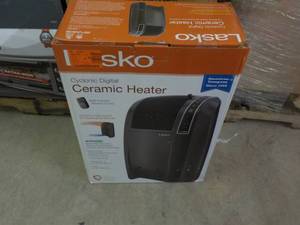 Lasko Cyclonic Digital Ceramic Heat...