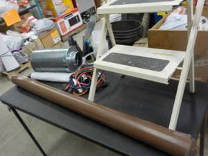 Roll of Vinyl, Metal Cynlinder Bung...