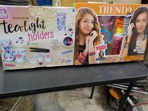 TRENDiY Art and Tea Light Holders K...