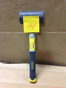 lot 34 image: Estwing 45 oz. Dead-Blow Hammer in good condition