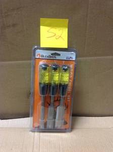 lot 52 image: Buck Bros. Professional Wood Chisel Set (3-Piece) in good condition