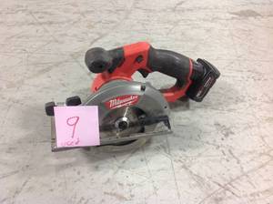 Milwaukee M12 FUEL 12-Volt Lithium-Ion Brushless Cordless 5-38 in. Circular Saw (Tool-Only)  USED in good condition