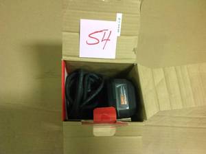 Milwaukee 3 Amp 14 Sheet Corded Palm Sander in good condition