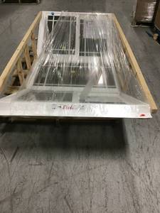 lot 3 image: JELD WEN WINDOWS & DOORS -BUILDERS VINYL DOUBLE HUNG WINDOW (SEE PICTURES)